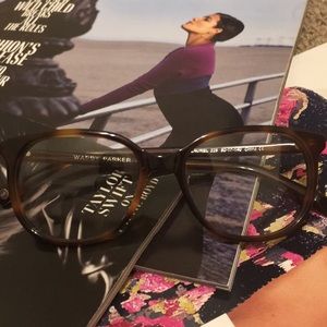 Warby Parker Laurel glasses on Oak Barrel